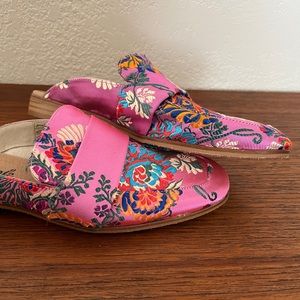 Free People pink embroidered slip-on mules/slides